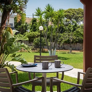 Ariadni Appartement Karteros